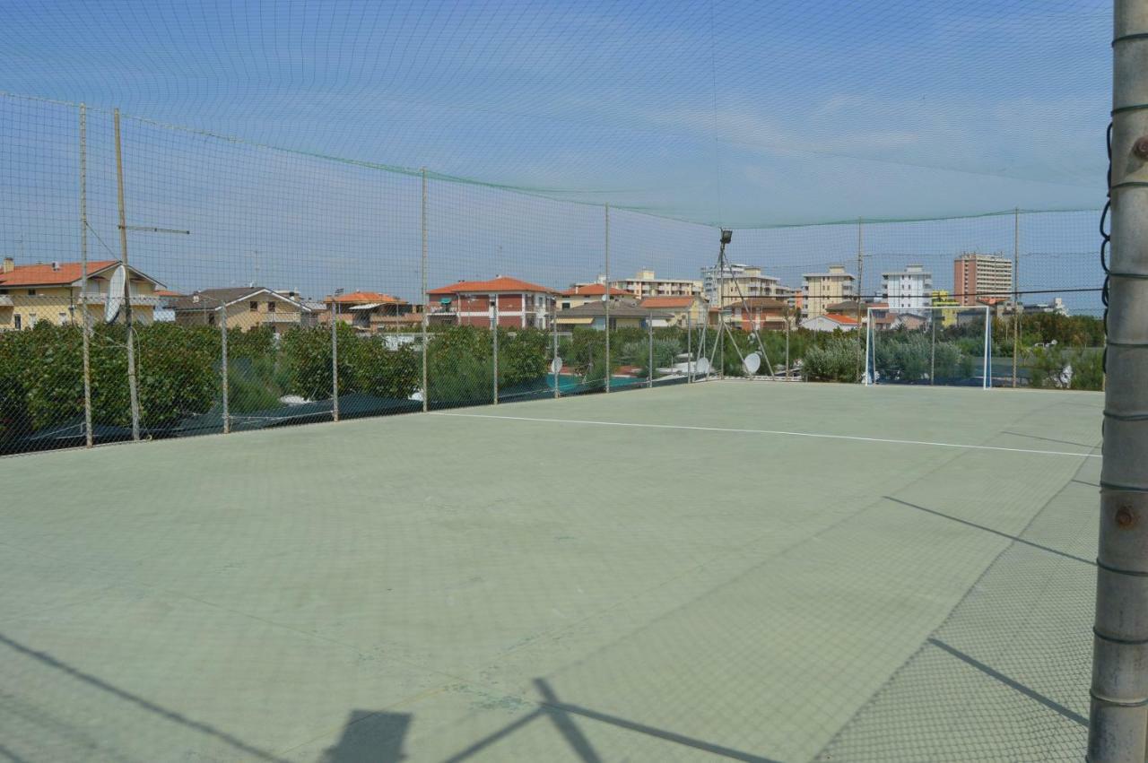 Camping Tre Archi Lido di Fermo Exterior photo